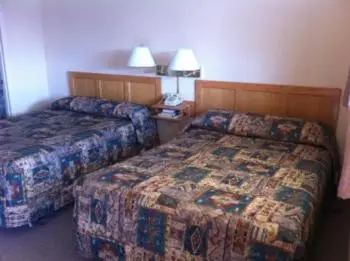 Sands Motel 4